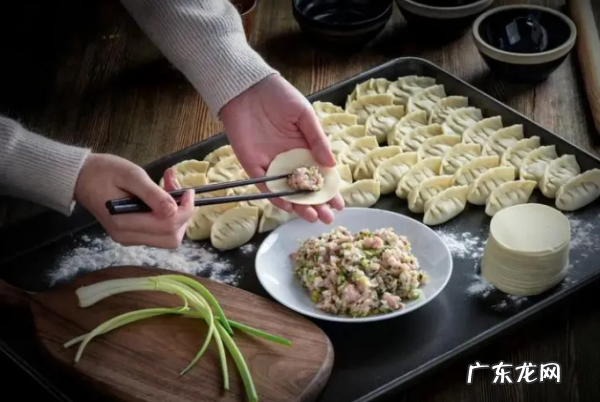 关于年俗的传说,关于春节的传说