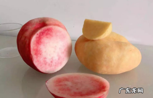 桃的独特寓意,国画桃子的寓意和象征是什么