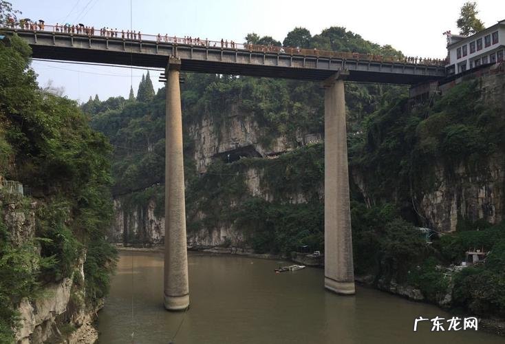 西陵区景点,离宜昌约十公里左右的地方有什么景区