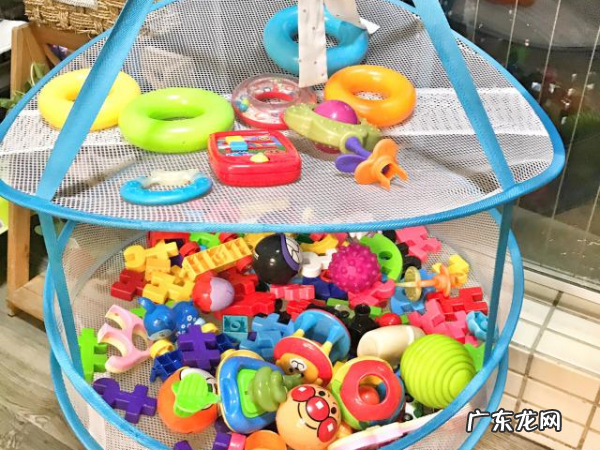 橡胶小挂件脏了怎么洗,橡胶玩具脏了怎么清洗