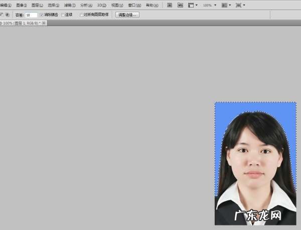 本白和白色的区别,证件照本白和纯白有什么区别