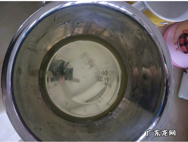 低筋面粉怎么做蛋糕,低筋面粉最简单的蛋糕电饭煲