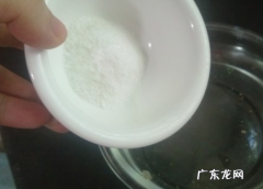 四川冰粉是什么做的,四川冰粉的原料