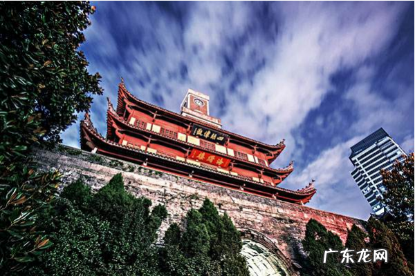 鼓楼和钟楼是干什么的,西安鼓楼