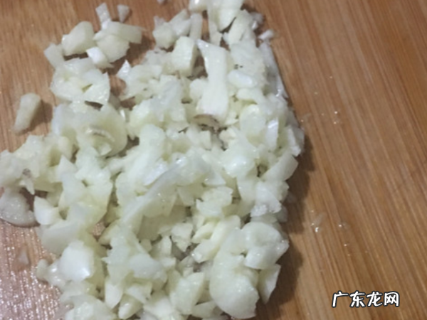 菜椒炒鸡蛋怎么做好吃,青椒炒鸡蛋的做法