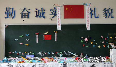 飞机折法 方法简单你会折了吗？,你会几种纸飞机的叠法