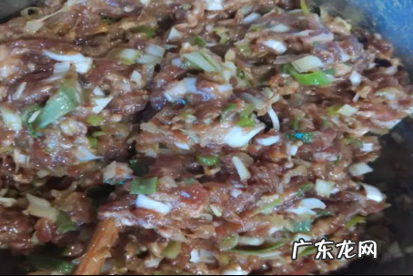 胡萝卜羊油包子的做法,羊油包什么馅好吃