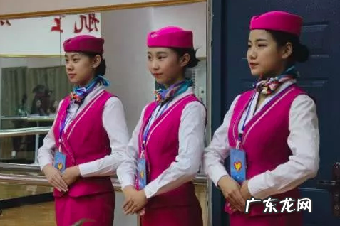 飞机上如何称呼空姐,飞机上应该如何称呼空姐女生