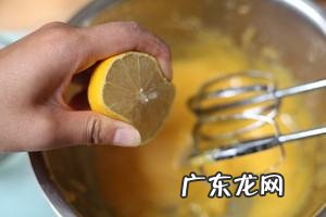 肯德基汉堡包用的什么沙拉酱,肯德基汉堡里面的白色的酱是什么味的