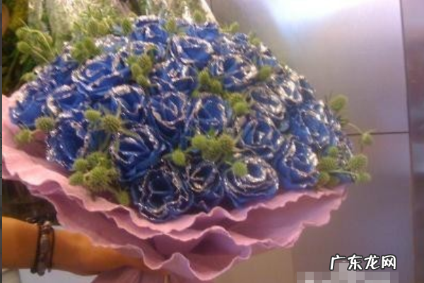 带花泥的花束怎么包装,清明花束包装技法