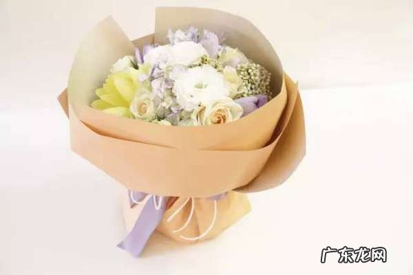 带花泥的花束怎么包装,清明花束包装技法