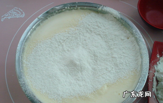 烤蛋糕可以用锡纸盘,可以用锡纸盒烤蛋糕