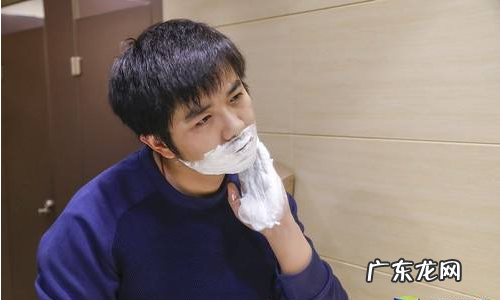 脸颊的胡须怎么去除,男生脸上的胡茬怎么才能去掉