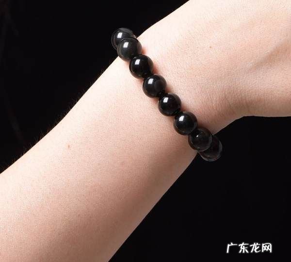 黑曜石手链戴哪只手,黑曜石手链佩戴哪只手
