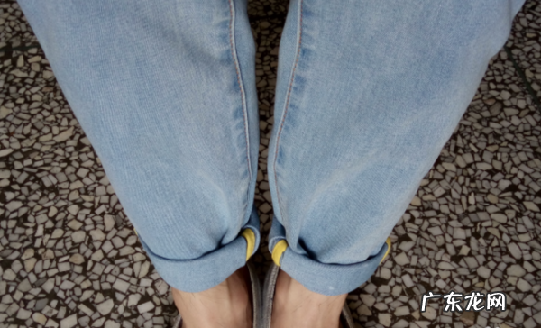 整条裤子宽了怎么改窄,裤子买大了一号可以改小