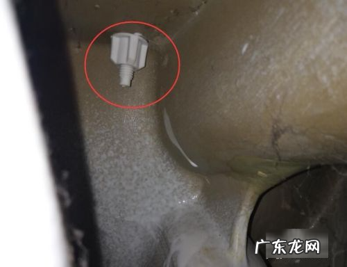 尚高马桶盖怎么拆,马桶盖怎么拆卸