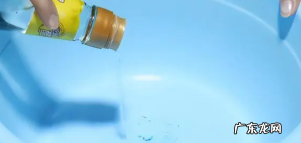 枕套发黄发霉怎么清洗,枕头套用久了又黄又脏怎么洗干净