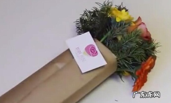 包装花的外包装折纸叫什么,鲜花的包装方式有哪些