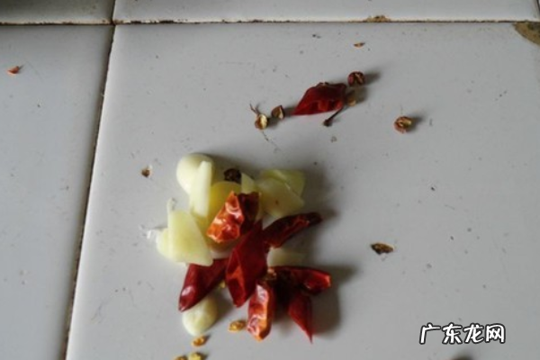 平菇可以晒干保存,平菇在什么温度下贮存最好