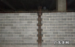 墙几米设置构造柱,砖砌体超过几米需要加构造柱