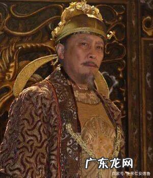 为什么说历史是惊人的相似,历史往往有惊人的相似之处谁说的