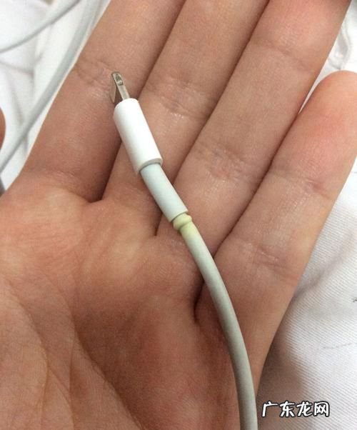 充电器接口松动怎么办,手机充电接口松动怎么办