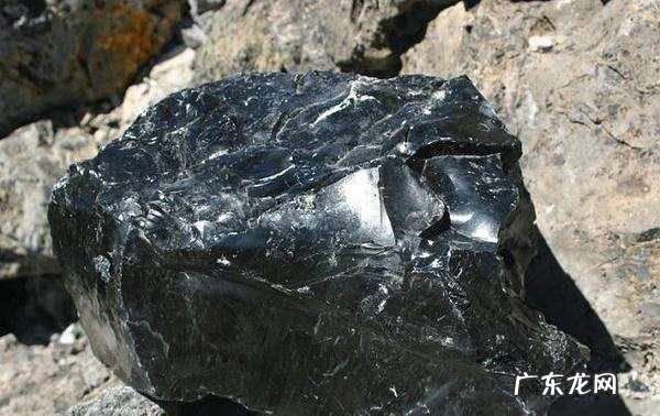 水晶生产地在哪里,水晶哪个国家盛产