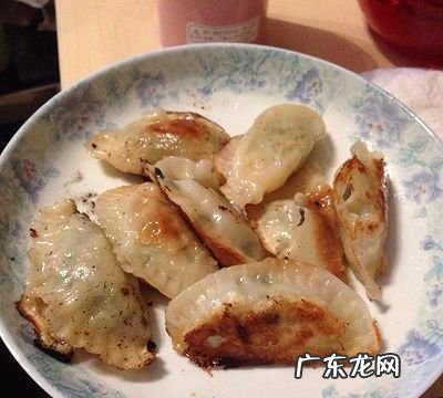冻饺子煎饺怎么做,速冻饺子做煎饺的做法窍门
