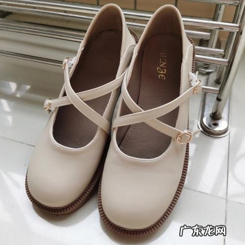 玛丽珍鞋是什么风格的,什么是玛丽珍鞋