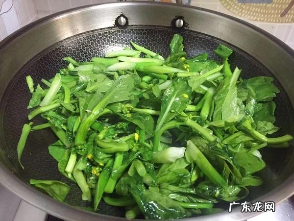 菜心怎么炒 家常炒菜心的步骤,怎么炒干豆腐好吃又简单