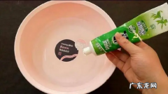 牙膏洗脸有什么功效,用牙膏洗脸有什么好处