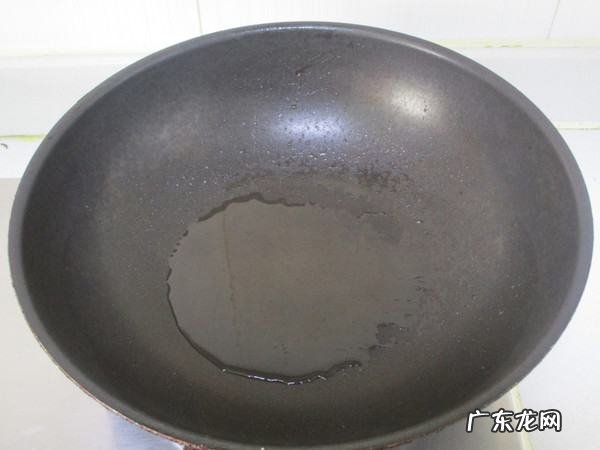 黑椒菠萝牛肉粒的做法,黑椒牛肉粒怎么做好吃又嫩