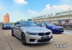 宝马m5可以从后驱切换到四驱,宝马m5用的什么发动机