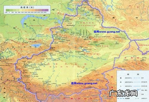 天山南侧是什么地形区,天山南北两侧的地形区分别是什么