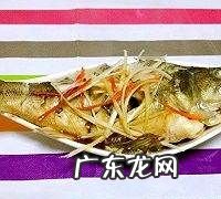 清蒸鲈鱼用蚝油可以,清蒸鲈鱼的汤汁怎样调才最好吃