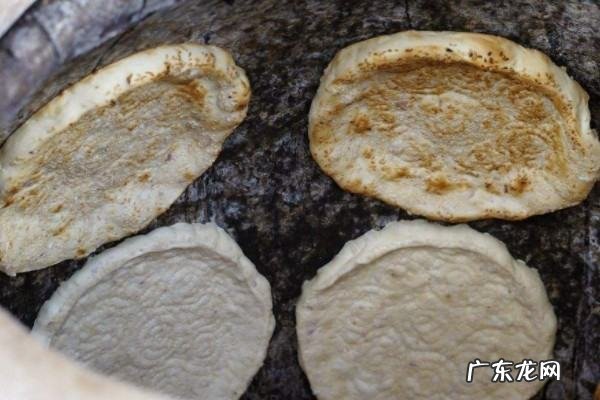 古代的胡饼是什么,白居易的《寄胡饼与杨万州》中的胡饼在现代叫什么