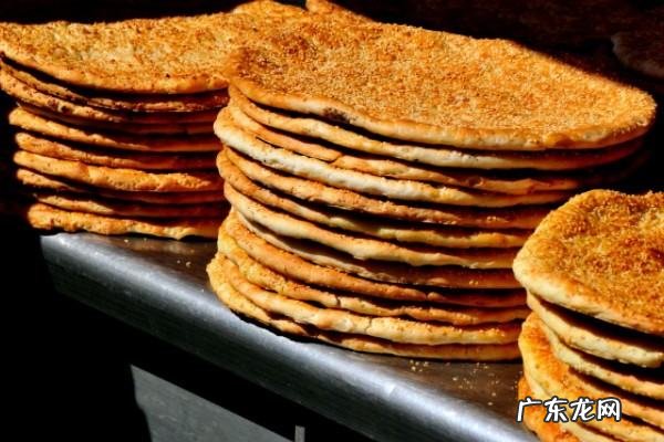 古代的胡饼是什么,白居易的《寄胡饼与杨万州》中的胡饼在现代叫什么
