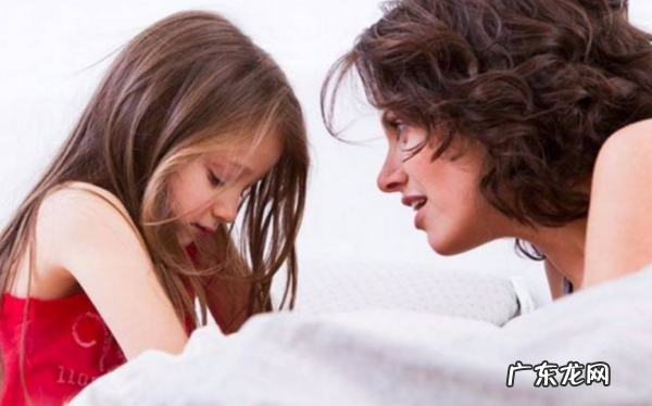 女孩早恋如何谈心,女孩子早恋家长该怎么说怎么沟通