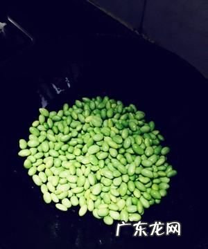 茄汁豆的做法 这道小点很好吃,香焖茄汁黄豆的做法