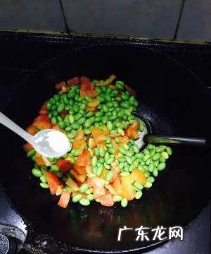 茄汁豆的做法 这道小点很好吃,香焖茄汁黄豆的做法