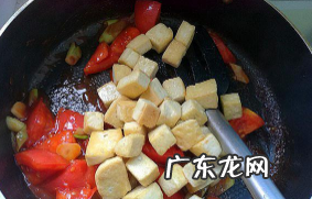 茄汁豆的做法 这道小点很好吃,香焖茄汁黄豆的做法