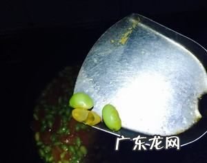 茄汁豆的做法 这道小点很好吃,香焖茄汁黄豆的做法