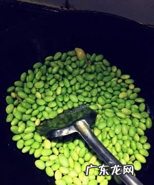 茄汁豆的做法 这道小点很好吃,香焖茄汁黄豆的做法